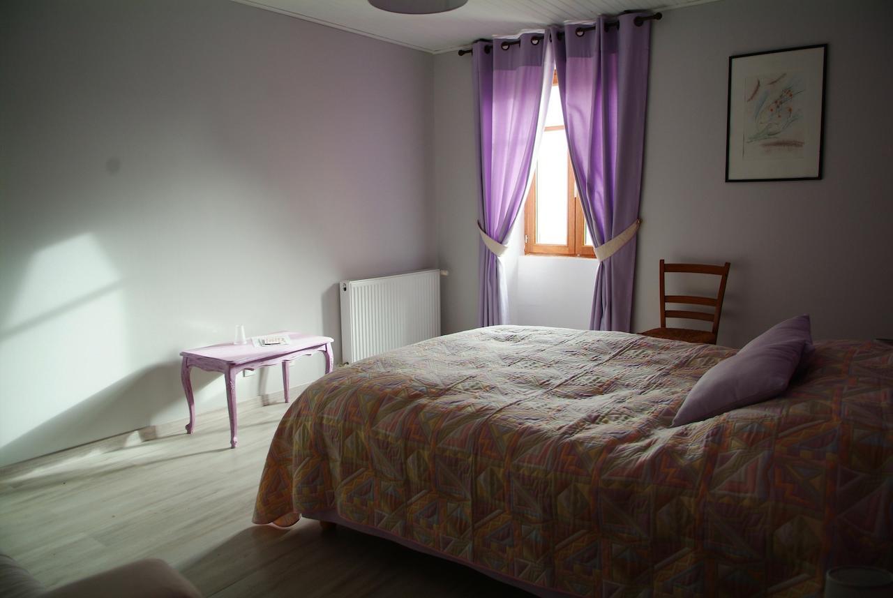 Domaine Des Aloets Acomodação com café da manhã Moire Quarto foto