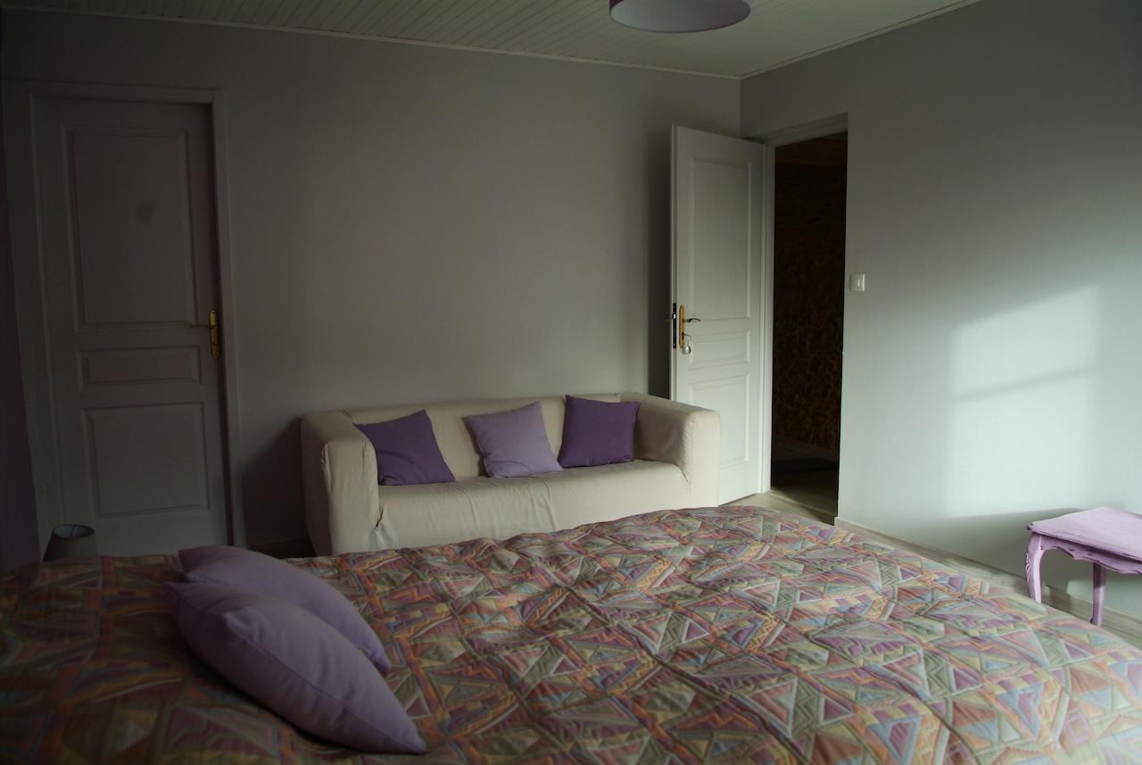 Domaine Des Aloets Acomodação com café da manhã Moire Quarto foto